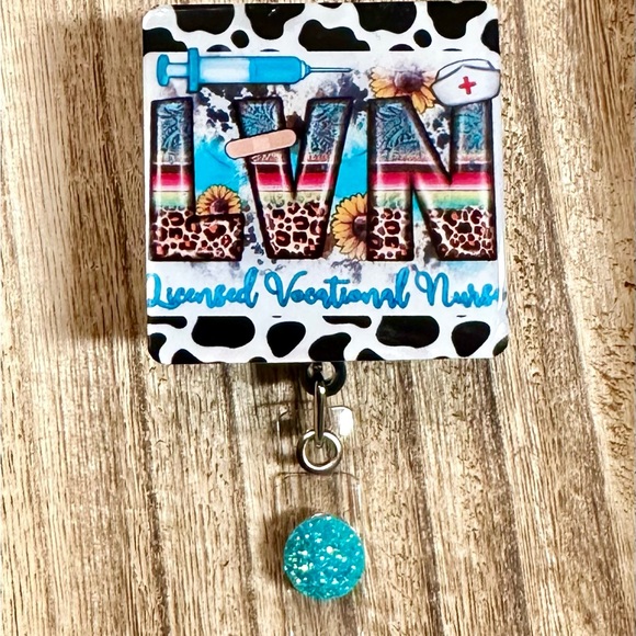 Western LVN Badge Reel - Picture 4 of 4